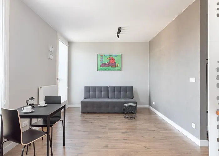 Rent Like Home - Bobrowiecka 10